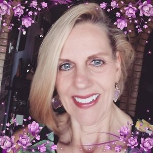 Meet your Posher, Valerie